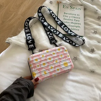 Net red square box bag female 2020 hand with new mini hard shell small suitcase shoulder messenger bag wild bag
Net red square box bag female 2020 hand with new mini hard shell small suitcase shoulder messenger bag wild bag