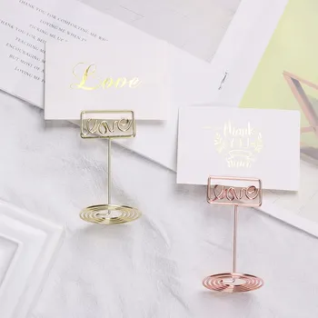 1 PC Cool Wedding Party Desktop Decoration Place Card Holder Romantic Love Shape Photo Clip Table Number Stand Party Supplies
1 PC Cool Wedding Party Desktop Decoration Place Card Holder Romantic Love Shape Photo Clip Table Number Stand Party Supplies