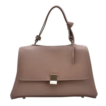 Fashion Ladies Handbag Bottom Rivet Shoulder Bag Women Solid Color Large Capacity Bag Female
Fashion Ladies Handbag Bottom Rivet Shoulder Bag Women Solid Color Large Capacity Bag Female