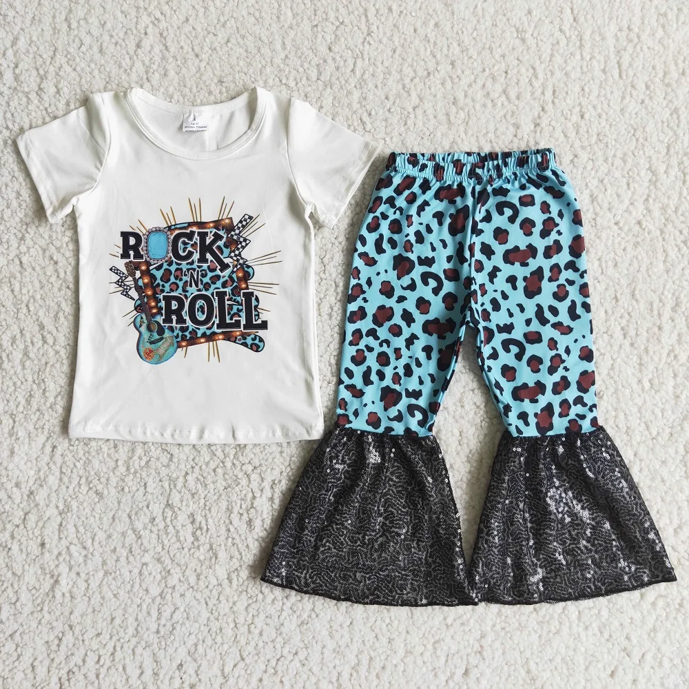 Hot Sale Rock Roll Girls Wear Clothes Sets Short Sleeve Letters Shirts Kids Leopard Sequins Bells Bottom Outfit Toddler Clothing
Hot Sale Rock Roll Girls Wear Clothes Sets Short Sleeve Letters Shirts Kids Leopard Sequins Bells Bottom Outfit Toddler Clothing