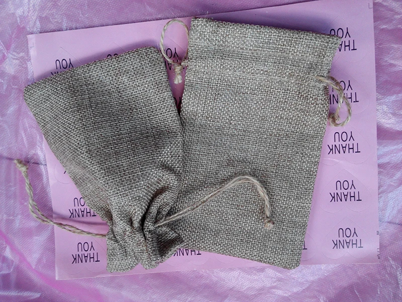 10*14cm 30pcs Jute sack Drawstring Gift Bags for Storage Cosmetic\Jewelry\Accessories\wedding\christmas Linen pouch Packaging
10*14cm 30pcs Jute sack Drawstring Gift Bags for Storage Cosmetic\Jewelry\Accessories\wedding\christmas Linen pouch Packaging