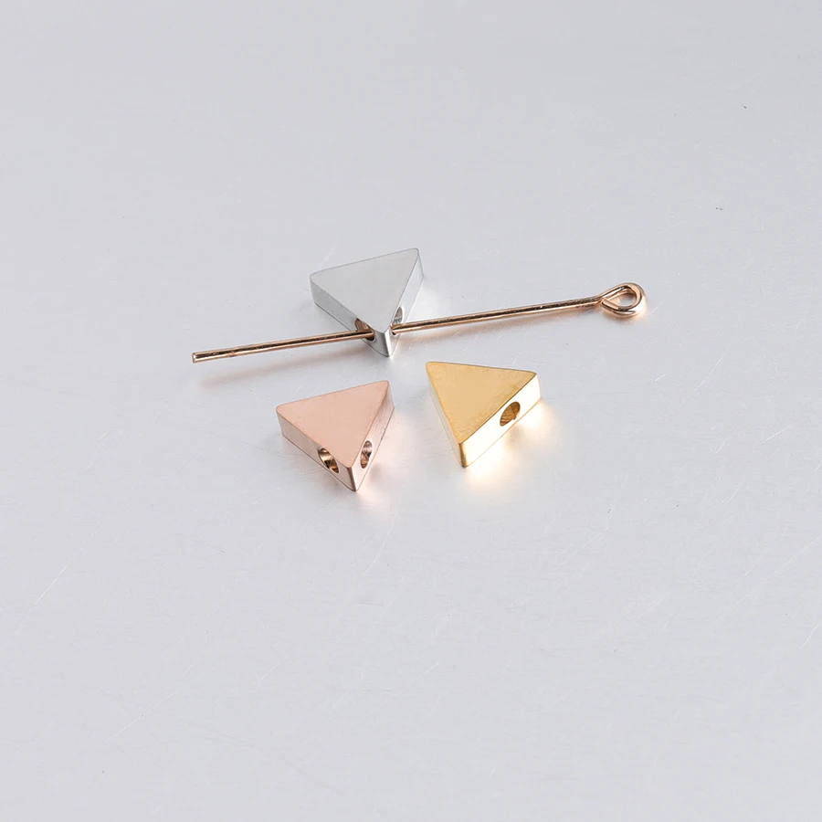 Fnixtar 9*8mm Mirror Polished Stainless Steel Geometry Triangle Beads Charms Hole 1.8mm Finding Beads Accessories 20piece/lot 
Fnixtar 9*8mm Mirror Polished Stainless Steel Geometry Triangle Beads Charms Hole 1.8mm Finding Beads Accessories 20piece/lot