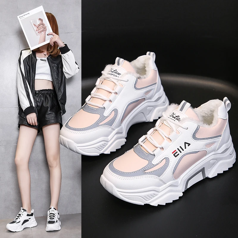Autumn and winter small white sneakers running shoes students plus cotton boots plus size 41 42 43 extra size women's shoes
Autumn and winter small white sneakers running shoes students plus cotton boots plus size 41 42 43 extra size women's shoes