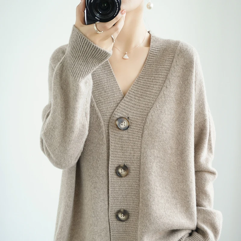 Lady's flanging knitting sweater, next to skin wear sweaters, lightweight, can match everything, warm clothes
Lady's flanging knitting sweater, next to skin wear sweaters, lightweight, can match everything, warm clothes