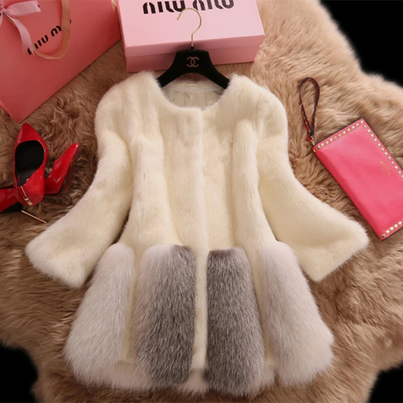 High Quality Faux Mink Fur Splice Fox Fur Coat Women New Faux Fur Jacket Winter Female Warm Thick Fur Coat Plus Size Plush Coats
High Quality Faux Mink Fur Splice Fox Fur Coat Women New Faux Fur Jacket Winter Female Warm Thick Fur Coat Plus Size Plush Coats