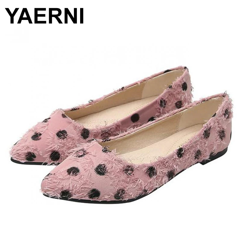 YAERNI Large Size Women Loafers Cloth Shoes Slip On Flats Pointed Toe Shallow Single Office Lady Espadrilles Wave Point Zapatos
YAERNI Large Size Women Loafers Cloth Shoes Slip On Flats Pointed Toe Shallow Single Office Lady Espadrilles Wave Point Zapatos