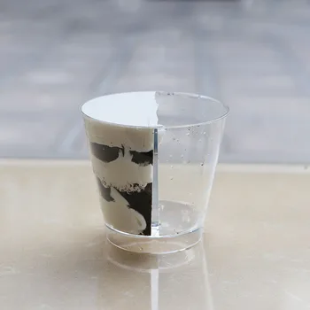10pcs High quality creative double grid cocktail glass transparent ice cream cake pudding dessert cups party favor plastic cups 
10pcs High quality creative double grid cocktail glass transparent ice cream cake pudding dessert cups party favor plastic cups