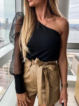 Fashion T Shirt Women One Shoulder Puff Long Sleeve Tee Shirt Femme Elegant Ladies Loose Party Club Sexy tshirt Streetwear
Fashion T Shirt Women One Shoulder Puff Long Sleeve Tee Shirt Femme Elegant Ladies Loose Party Club Sexy tshirt Streetwear