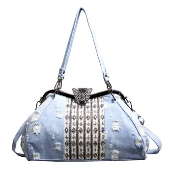 Summer New Women's Bag Light Blue Denim Fashion Cool Shoulder Bag Butterfly Clip Diamond Set Crossbody Large Capacity 
Summer New Women's Bag Light Blue Denim Fashion Cool Shoulder Bag Butterfly Clip Diamond Set Crossbody Large Capacity