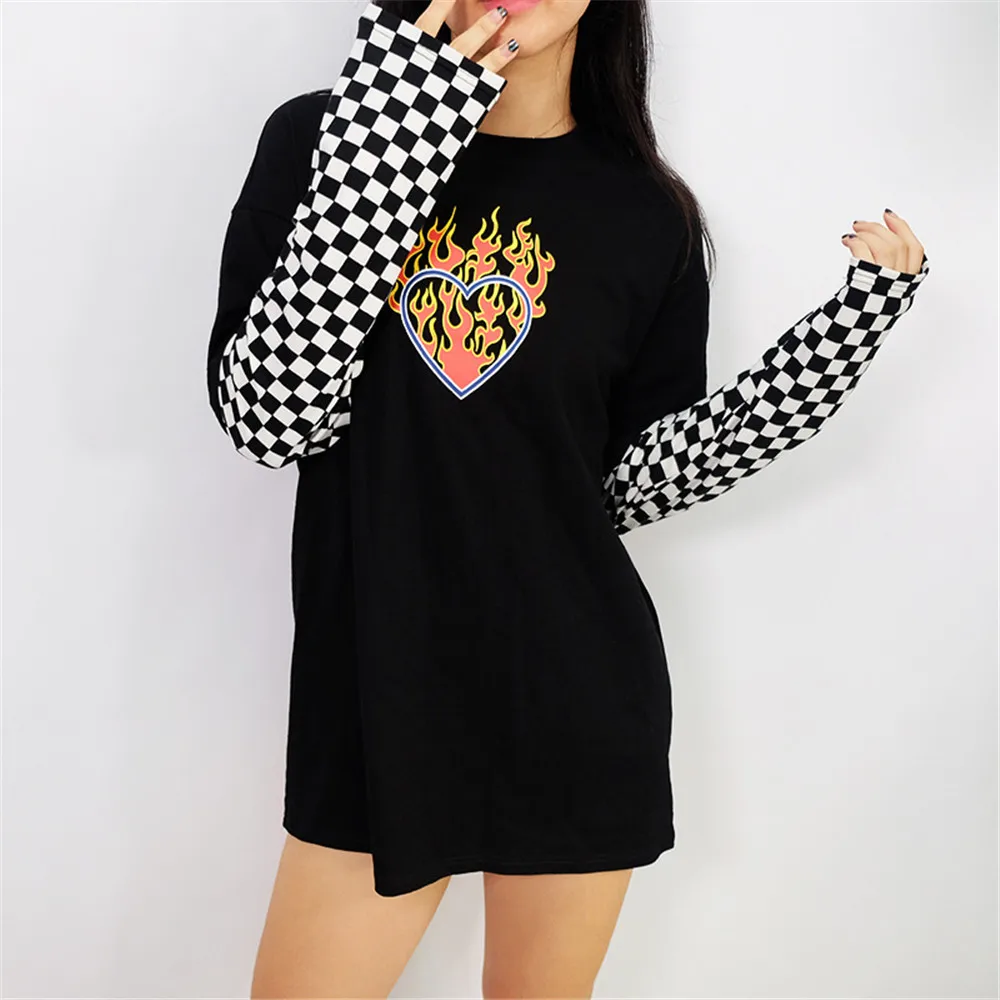 Women Plaid Patchwork Long Sleeve Flaming Heart Print Sweatshirt Autumn Spring Black Checkerboard Pullover Hoodies O-Neck 2019
Women Plaid Patchwork Long Sleeve Flaming Heart Print Sweatshirt Autumn Spring Black Checkerboard Pullover Hoodies O-Neck 2019