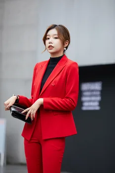 Women's suit 2019 autumn new fashion temperament casual solid color Slim double-breasted small suit trousers two-piece set
Women's suit 2019 autumn new fashion temperament casual solid color Slim double-breasted small suit trousers two-piece set