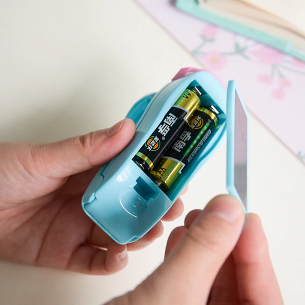 Portable Mini Sealer Sealing Machine for Plastic Bags Sealing Food Preservation Storage Hand Press Bag Sealer Packing Supplies