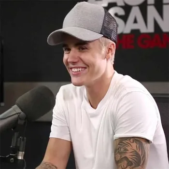 Justin Bieber Favourite Baseball Cap Summer Cotton Men Women Hiphop Brand Mesh Trucker Cap and Hat 
Justin Bieber Favourite Baseball Cap Summer Cotton Men Women Hiphop Brand Mesh Trucker Cap and Hat
