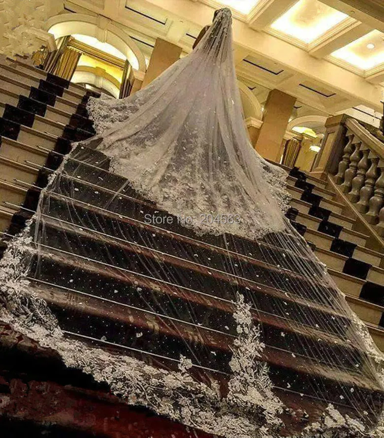 Luxury One-Layer Lace Wedding Bridal Veils Tulle Cathedral Veil for Bride with Comb
Luxury One-Layer Lace Wedding Bridal Veils Tulle Cathedral Veil for Bride with Comb