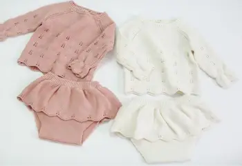 2019 Korean style baby girls 2 pcs knitted set sweater +ruffles shorts autumn winter fashion girls girls suits 0-3t
2019 Korean style baby girls 2 pcs knitted set sweater +ruffles shorts autumn winter fashion girls girls suits 0-3t