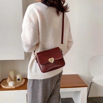 2020 Nieuwe Vrouwen Tas Mode Schoudertas Messenger Bag Ins Super Fire Retro Mobiele Telefoon Tas Dames Tofu Tas Kleine vierkante
2020 Nieuwe Vrouwen Tas Mode Schoudertas Messenger Bag Ins Super Fire Retro Mobiele Telefoon Tas Dames Tofu Tas Kleine vierkante