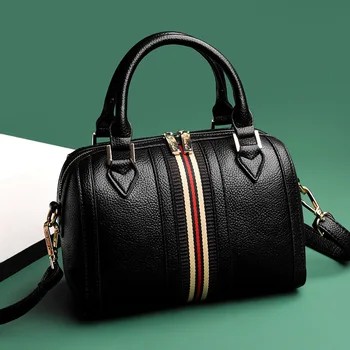 2020 Female Handbag new European and American fashion Boston handbag simple shoulder soft leather bag ladies totes
2020 Female Handbag new European and American fashion Boston handbag simple shoulder soft leather bag ladies totes