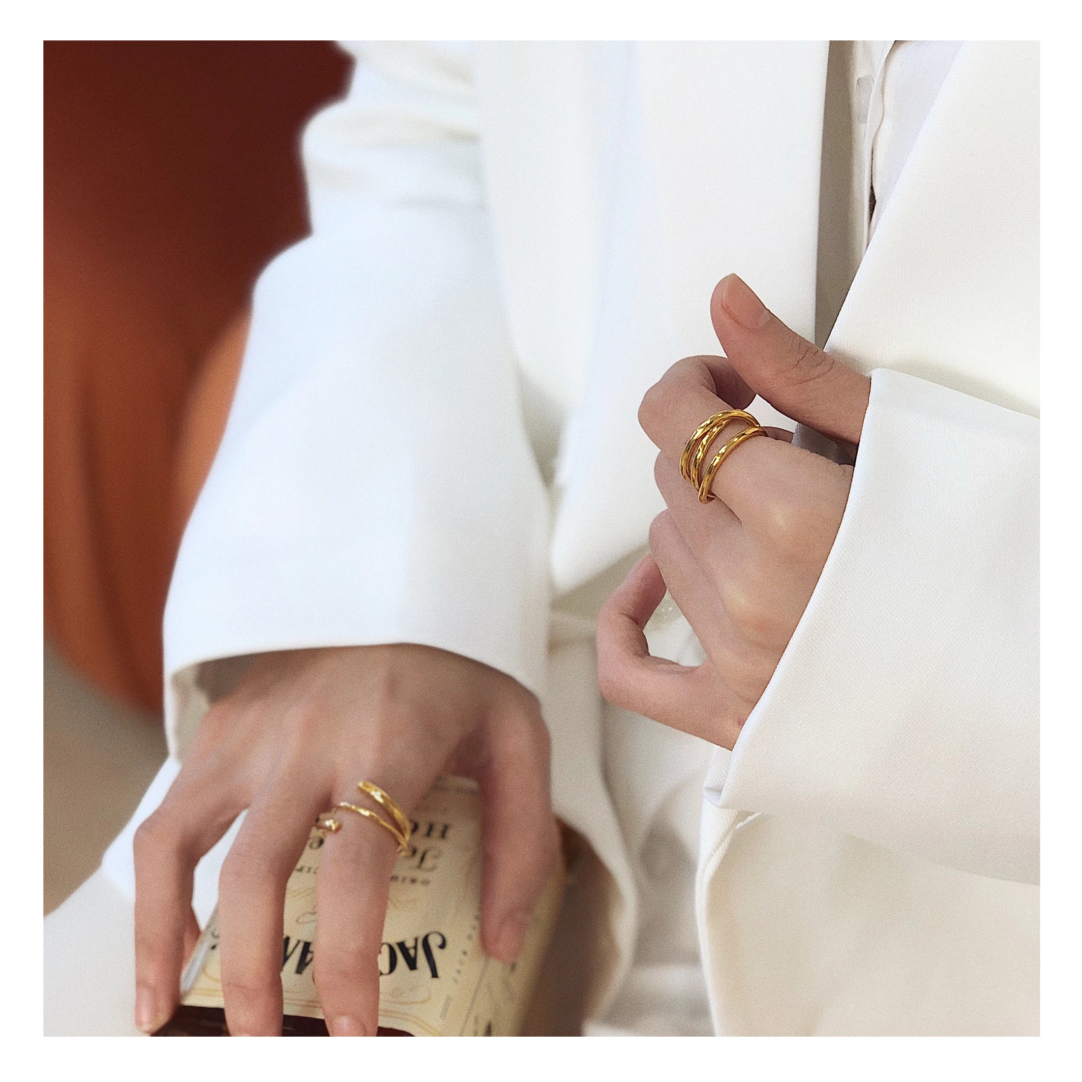 Brass With 18 K Gold Geo Creative Rings Women Jewelry Punk Designer Club Cocktail Party Japan Korea Fashion
Brass With 18 K Gold Geo Creative Rings Women Jewelry Punk Designer Club Cocktail Party Japan Korea Fashion