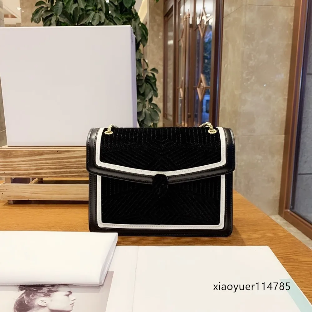 2019 new chain atmosphere simple mini velvet chain adjustable ladies organ bag slung shoulder bag luxury design
2019 new chain atmosphere simple mini velvet chain adjustable ladies organ bag slung shoulder bag luxury design