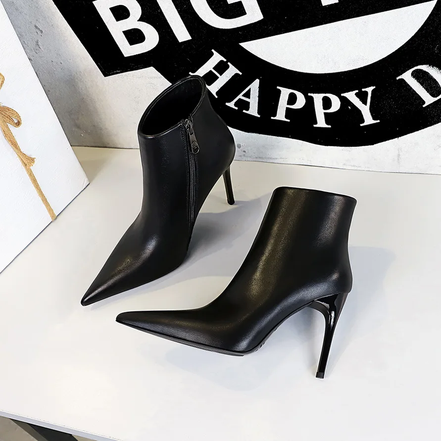

BIGTREE Shoes Leather Boots Women High-Heeled Boots Keep Warm Winter Boots Pointed Toe Stiletto High Heels Women Ankle Boots