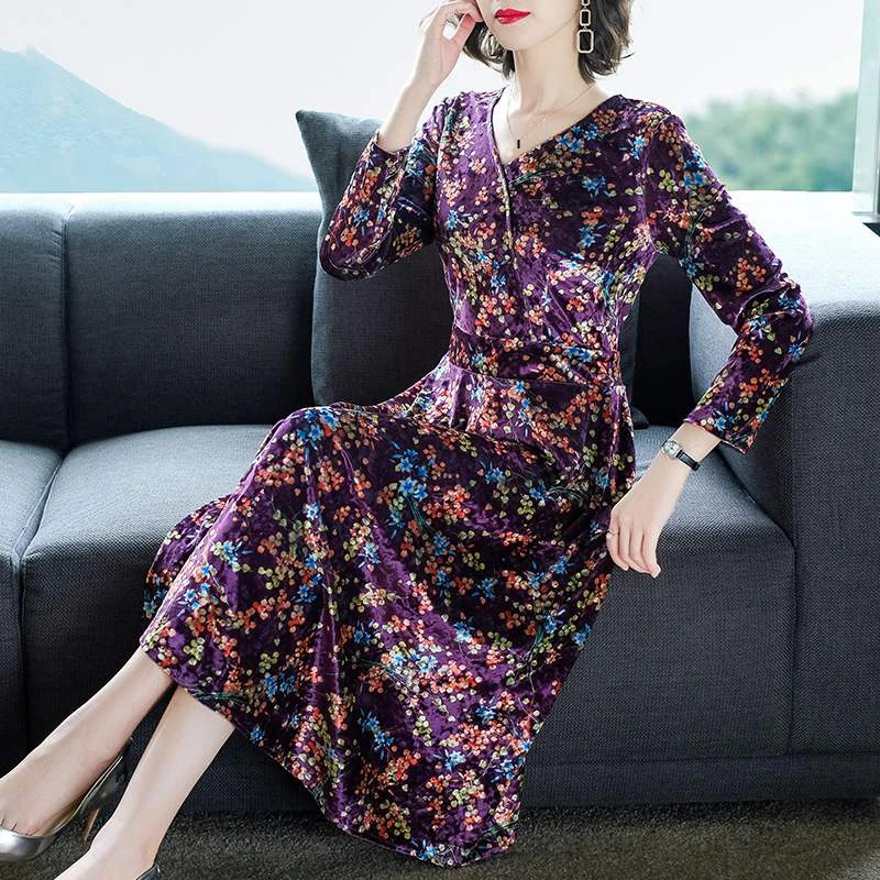 2019 Fall Spring Vintage Womens V Neck Long Sleeve Floral Printed Purple Blue Velour Dress , Slim 3xl Velvet Dresses for Women
2019 Fall Spring Vintage Womens V Neck Long Sleeve Floral Printed Purple Blue Velour Dress , Slim 3xl Velvet Dresses for Women