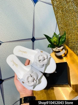 Luxury Designer Brand Chanel Classic Fashion Slippers Women's Shoes Large Size Highest Quality Genuine Leather Material
Luxury Designer Brand Chanel Classic Fashion Slippers Women's Shoes Large Size Highest Quality Genuine Leather Material