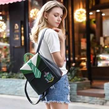 Hogwarts Magic School Gryffindor Slytherin Backpack Student Bag Cosplay School Bag Gift Prop Gift Drop Ship 
Hogwarts Magic School Gryffindor Slytherin Backpack Student Bag Cosplay School Bag Gift Prop Gift Drop Ship