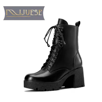 MLJUESE 2021 women Ankle boots Cow leather Winter short plush Round Toe Platform Zipper High heels female Riding boots size 39
MLJUESE 2021 women Ankle boots Cow leather Winter short plush Round Toe Platform Zipper High heels female Riding boots size 39