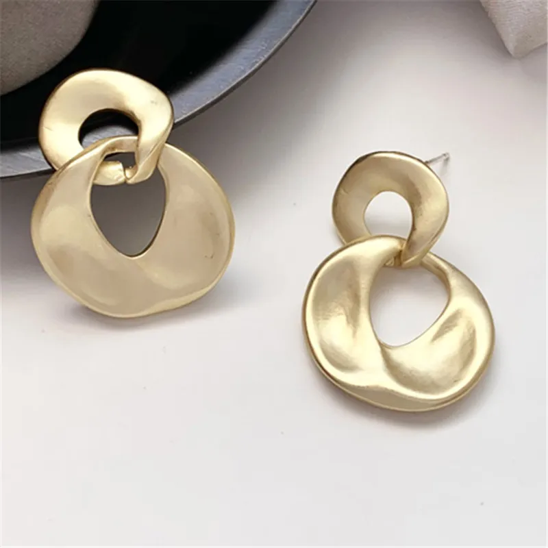 Joker needles metallic matte circle earrings personality cold wind restoring ancient ways stud earrings
Joker needles metallic matte circle earrings personality cold wind restoring ancient ways stud earrings