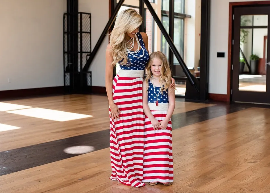 Mother and Daughter Clothes Flag 01 (1)