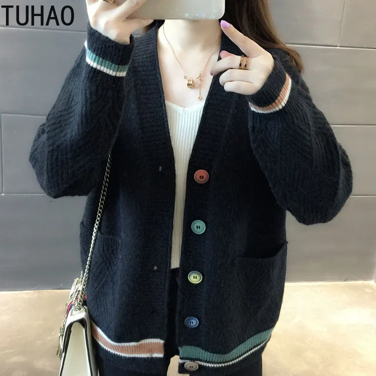 TUHAO 2019 Fashion Sweater Women Single Breasted Big Button Pockets Knit Overcoat Lantern Sleeve Cardigans Sweet Sweaters HC50
TUHAO 2019 Fashion Sweater Women Single Breasted Big Button Pockets Knit Overcoat Lantern Sleeve Cardigans Sweet Sweaters HC50