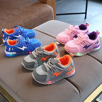 kids shoes Child Kid Girls Boys Led Light Luminous Sport Mesh Sneakers Outdoor Casaul Shoes children shoes детская обувь
kids shoes Child Kid Girls Boys Led Light Luminous Sport Mesh Sneakers Outdoor Casaul Shoes children shoes детская обувь