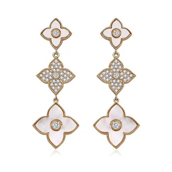 Clover earrings,Dangle Earrings,Allergy resistant earrings.Flower leaf earring
Clover earrings,Dangle Earrings,Allergy resistant earrings.Flower leaf earring