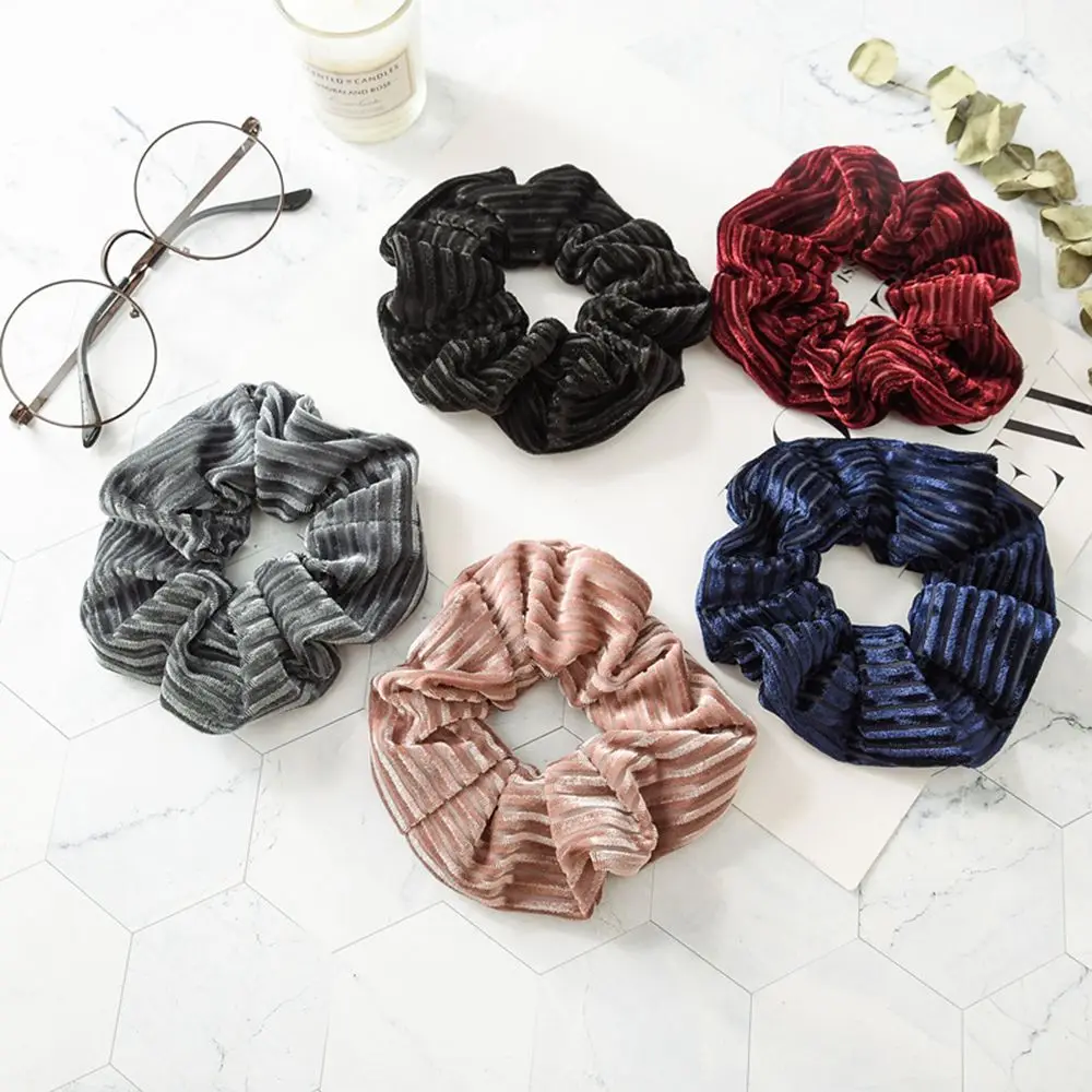Hot Sale 1pcs Large Size Stripe Velvet Scrunchies Ponytail Holder Tail Wrap Women Elastic Hair Bands Fashion Hair Accessories
Hot Sale 1pcs Large Size Stripe Velvet Scrunchies Ponytail Holder Tail Wrap Women Elastic Hair Bands Fashion Hair Accessories