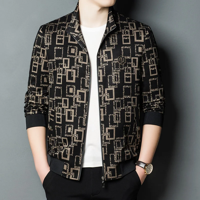 2021 мужские куртки большого размера с золотым принтом, стильные куртки, нечеткие роскошные мужские пальто, дизайнерская одежда, большой бомбер для мужа
2021 мужские куртки большого размера с золотым принтом, стильные куртки, нечеткие роскошные мужские пальто, дизайнерская одежда, большой бомбер для мужа