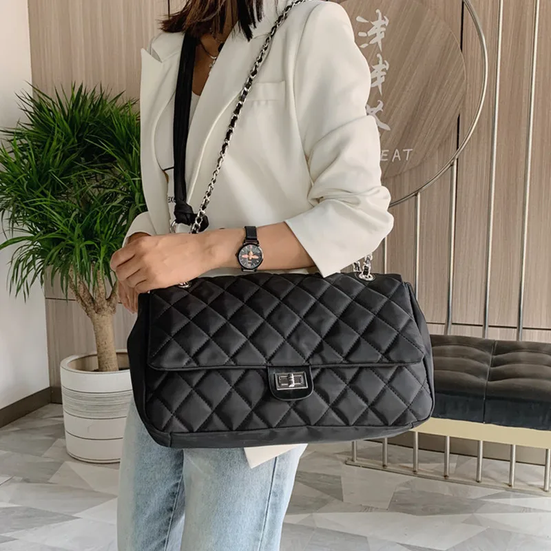 Diamond Pattern Women Plaid Messenger Bag nylon Square big Size Female Shoulder Bags Classic Rhombus Lattice Large Lady Handbags
Diamond Pattern Women Plaid Messenger Bag nylon Square big Size Female Shoulder Bags Classic Rhombus Lattice Large Lady Handbags