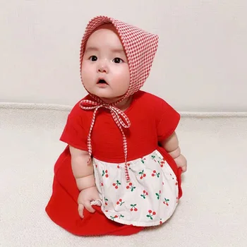 Newborn Baby Girl Clothes Bodysuit 2020 Summer Korean Version Baby Girl Cherry Apron Dress Romper + Saliva Towel 
Newborn Baby Girl Clothes Bodysuit 2020 Summer Korean Version Baby Girl Cherry Apron Dress Romper + Saliva Towel