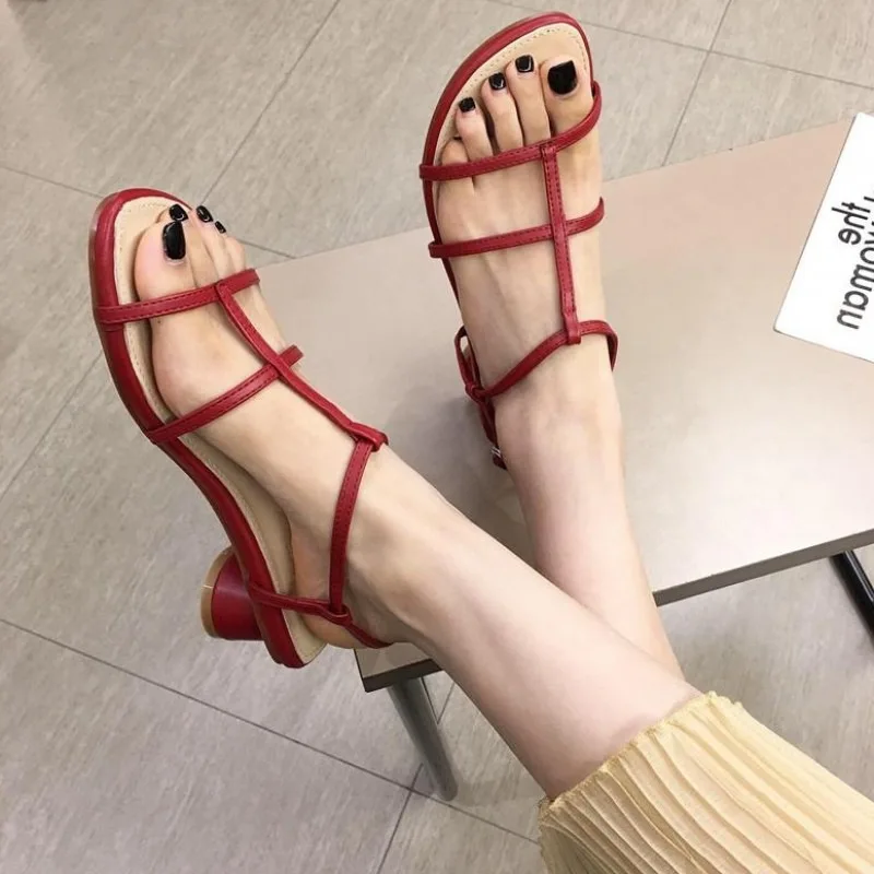 2019 Sandals Female Shoe Cross-shoes Beach Shoes Strappy Heels Slip-on Loafers Summer Women's Sale Ladies Woman Lace Up Sandals
2019 Sandals Female Shoe Cross-shoes Beach Shoes Strappy Heels Slip-on Loafers Summer Women's Sale Ladies Woman Lace Up Sandals