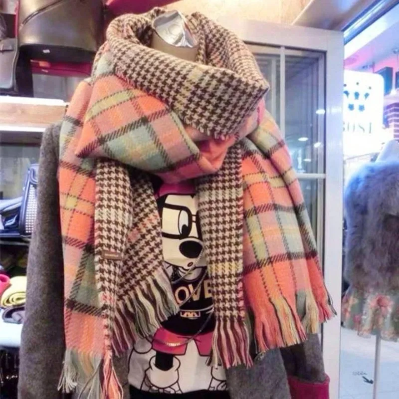 Korea Korean version of thick double-sided forest plaid scarf spring, autumn and winter fringed houndstooth bib students
Korea Korean version of thick double-sided forest plaid scarf spring, autumn and winter fringed houndstooth bib students