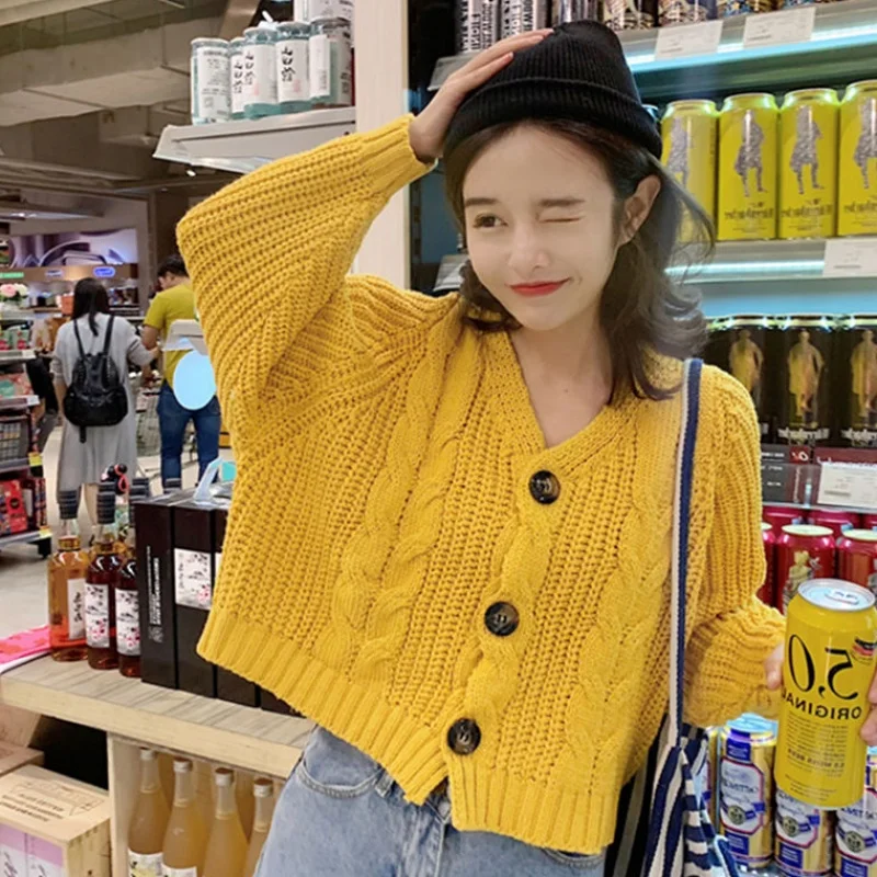 Women Cardigan Short Autumn Spring Single Button Long Sleeve Fashion European Woman Small Sweaters Female Tops
Women Cardigan Short Autumn Spring Single Button Long Sleeve Fashion European Woman Small Sweaters Female Tops