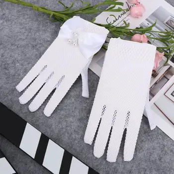 Fashion Party finger gloves Cream Lace Pearl Fishnet Gloves Communion Flower Kids Girl
Fashion Party finger gloves Cream Lace Pearl Fishnet Gloves Communion Flower Kids Girl