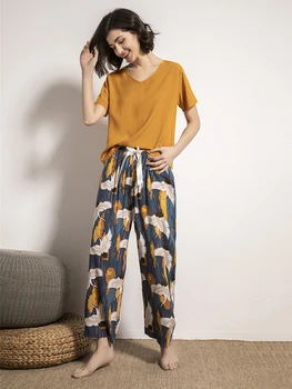 2pc Pajamas Set Women Comfortable Cotton Viscose Contrasting Color Pajamas Short Sleeve Tops with Long Trousers Ladies Summer PJ
2pc Pajamas Set Women Comfortable Cotton Viscose Contrasting Color Pajamas Short Sleeve Tops with Long Trousers Ladies Summer PJ