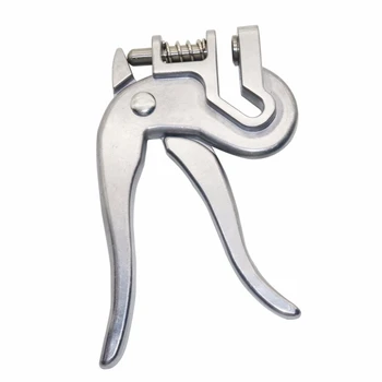 9 Mm Puncher Animal ID Ear Signs Swine Cow Sheep Ears Logo Feeding and Management Tool
9 Mm Puncher Animal ID Ear Signs Swine Cow Sheep Ears Logo Feeding and Management Tool