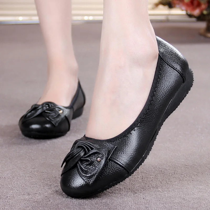 Plus Size Spring\Autumn Genuine Leather Shoes Woman Flats Work Classi Fashion Bowknot Female Casual Ballet Ladies Shoes
Plus Size Spring\Autumn Genuine Leather Shoes Woman Flats Work Classi Fashion Bowknot Female Casual Ballet Ladies Shoes
