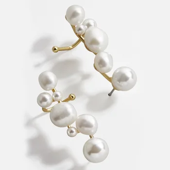 Gold Climber Pearl Earrings Stud Climber Stud Earring Woman 2020 Jewelry Trends pendientes mujer Crystal Wide Ear Stud Earring
Gold Climber Pearl Earrings Stud Climber Stud Earring Woman 2020 Jewelry Trends pendientes mujer Crystal Wide Ear Stud Earring