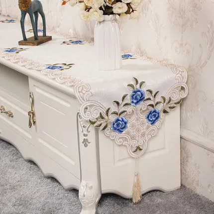 Europe embroidered table runner table flag Polyester Dressing table cover flower TV cabinet tablecloth coffee shoe tablecloth
Europe embroidered table runner table flag Polyester Dressing table cover flower TV cabinet tablecloth coffee shoe tablecloth