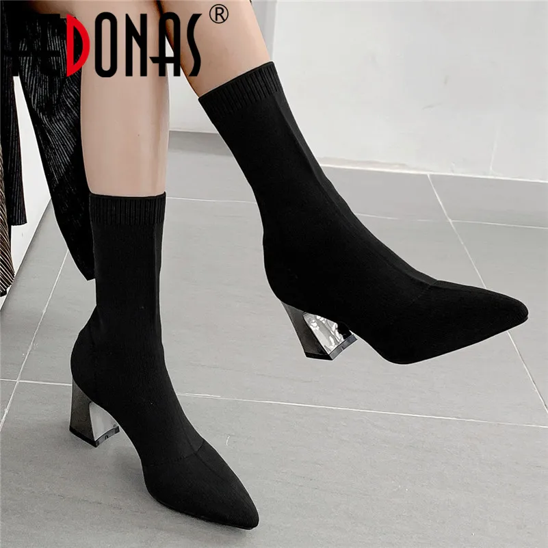 FEDONAS Winter Warm Comfortable Knitting Female Stretch Boots Women Elegant Ankle Boots Strange Heels Night Club Shoes Woman
FEDONAS Winter Warm Comfortable Knitting Female Stretch Boots Women Elegant Ankle Boots Strange Heels Night Club Shoes Woman