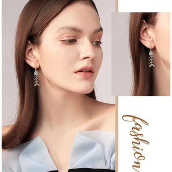 exquisite Fish bone shape Tiny Ear Studs elegant Prevent Allergy metal Contracted modern Jewelry Women's Earrings High Quality
exquisite Fish bone shape Tiny Ear Studs elegant Prevent Allergy metal Contracted modern Jewelry Women's Earrings High Quality