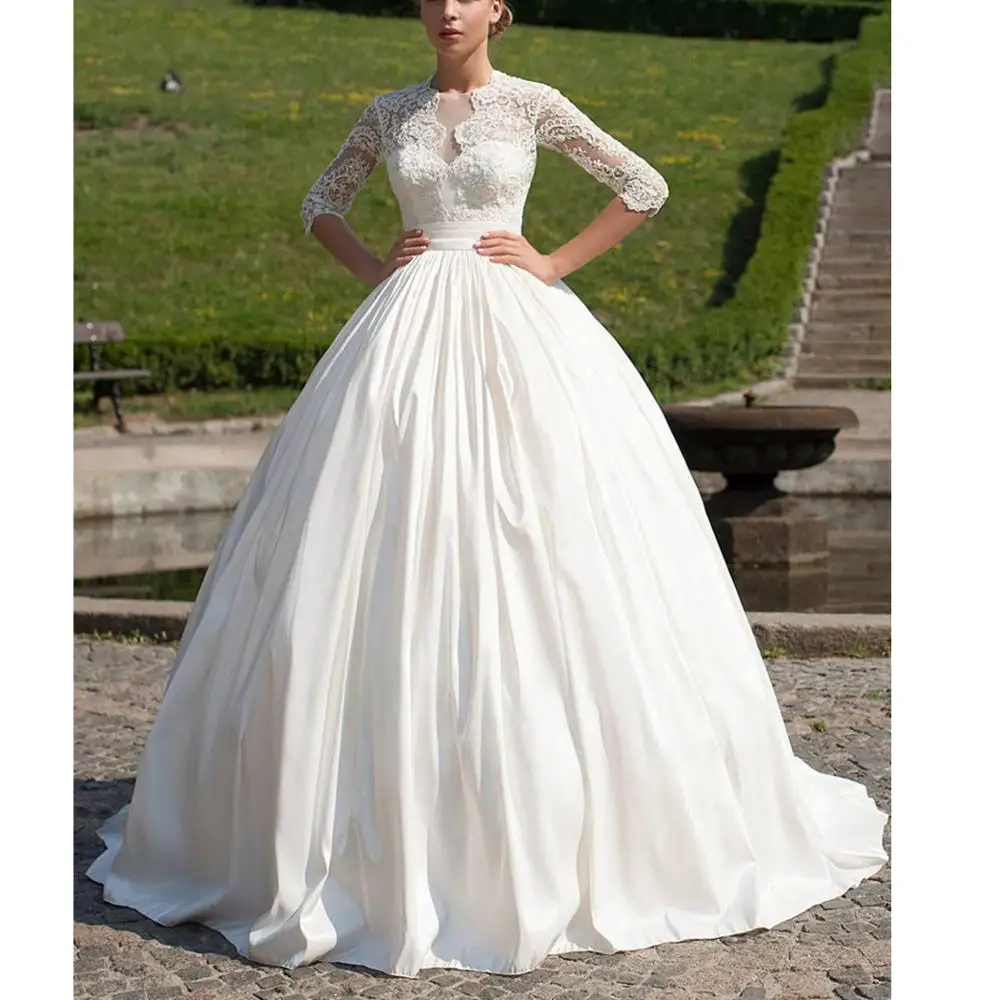 O-neck vestido de festa longo 3/4 Sleeves Satin Sashes Ball Gown Lace-Up White Appliques Beading vestidos de noiva plus size
O-neck vestido de festa longo 3/4 Sleeves Satin Sashes Ball Gown Lace-Up White Appliques Beading vestidos de noiva plus size