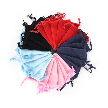 Wholesale 10pcs/lot Fashion 7*9cm Velvet Bag Drawstring Pouch Packing Bags Drawstring Bags
Wholesale 10pcs/lot Fashion 7*9cm Velvet Bag Drawstring Pouch Packing Bags Drawstring Bags